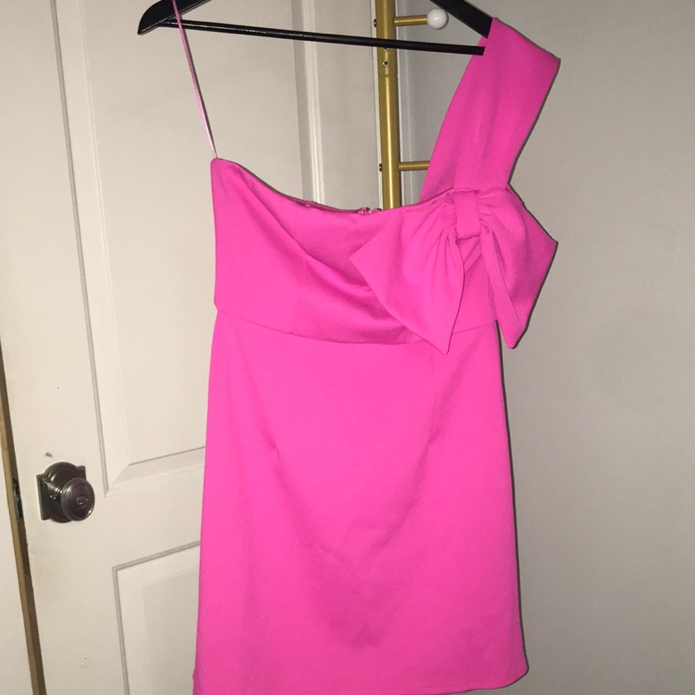 Vici One-Shoulder Hot Pink Bow Cocktail Dress